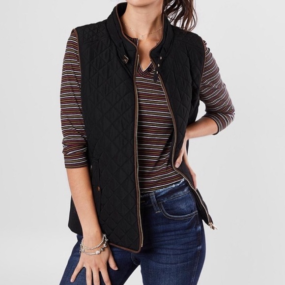 BKE Jackets & Blazers - BKE quilted vest